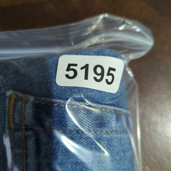 Levi's Jeans Men's 38x32 Blue 505 Regular Fit Straight Leg Denim - Picture 11 of 11